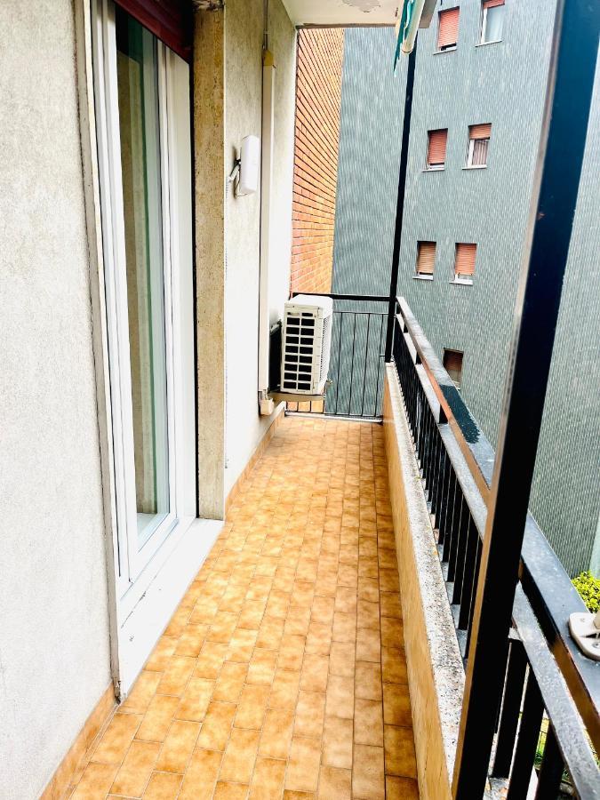 Grazioso Bilocale A 100 Mt Dalla Metropolitana Sesto San Giovanni Exterior foto