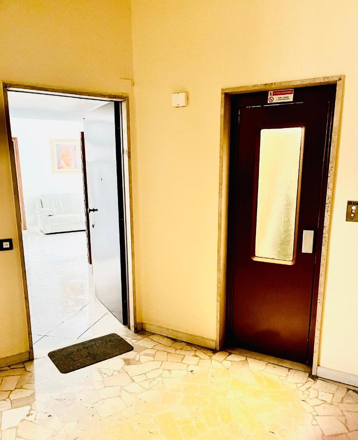 Grazioso Bilocale A 100 Mt Dalla Metropolitana Sesto San Giovanni Exterior foto