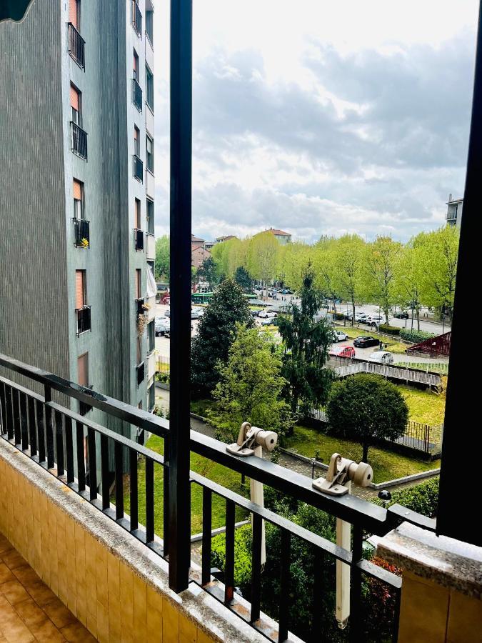 Grazioso Bilocale A 100 Mt Dalla Metropolitana Sesto San Giovanni Exterior foto