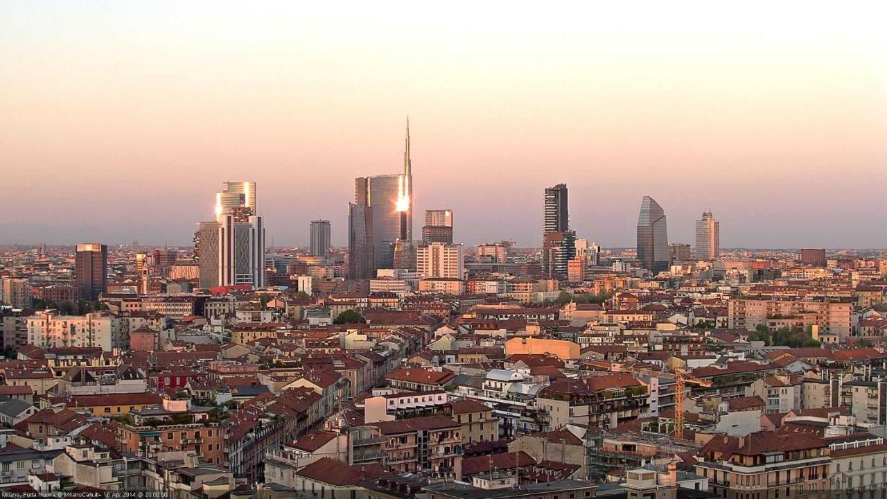 Grazioso Bilocale A 100 Mt Dalla Metropolitana Sesto San Giovanni Exterior foto